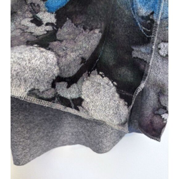 Lily London Floral Print Soft Top Size Medium-Brown, Blue and  Gray - Picture 3 of 6